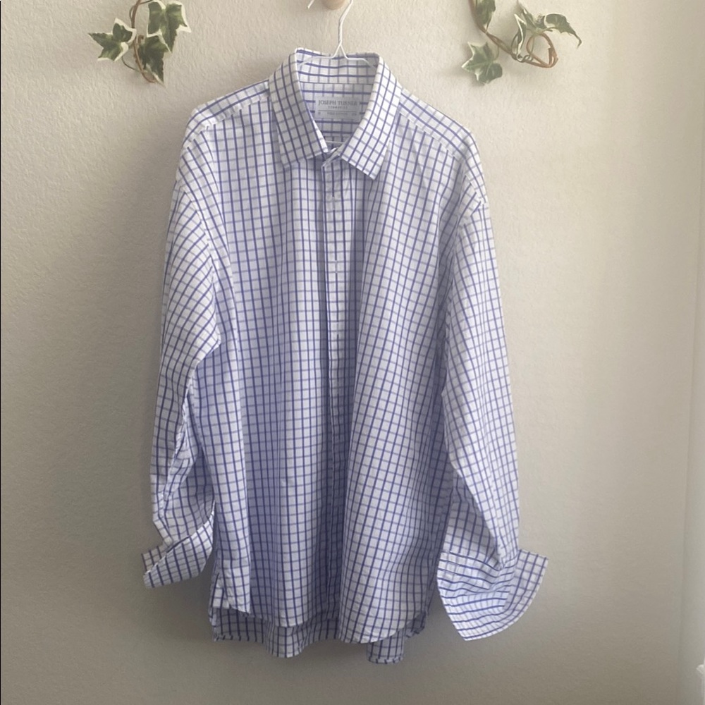 Crisp Cotton Blue and White Dress Shirt with Grid Pattern